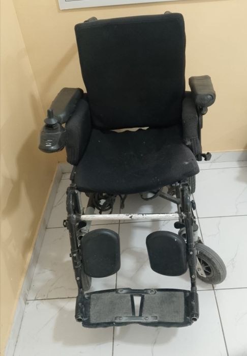 Электрический инвалидная коляска