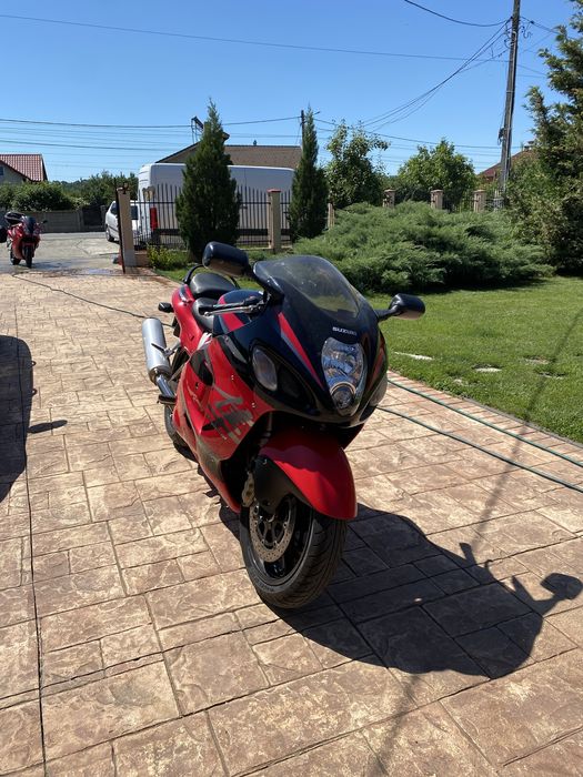 Suzuki GSX1300R Hayabusa, Gen 1