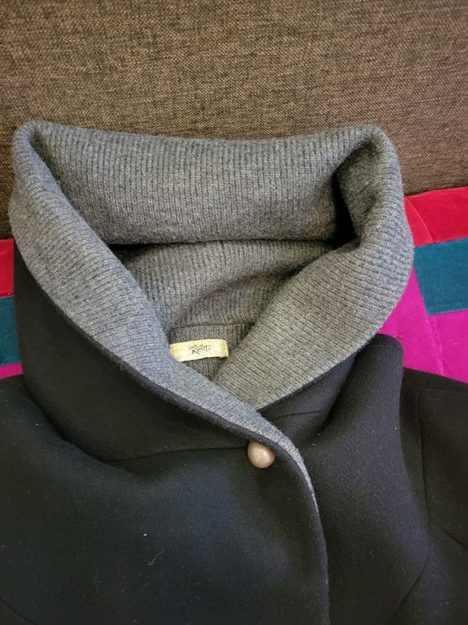 Продам женское пальто