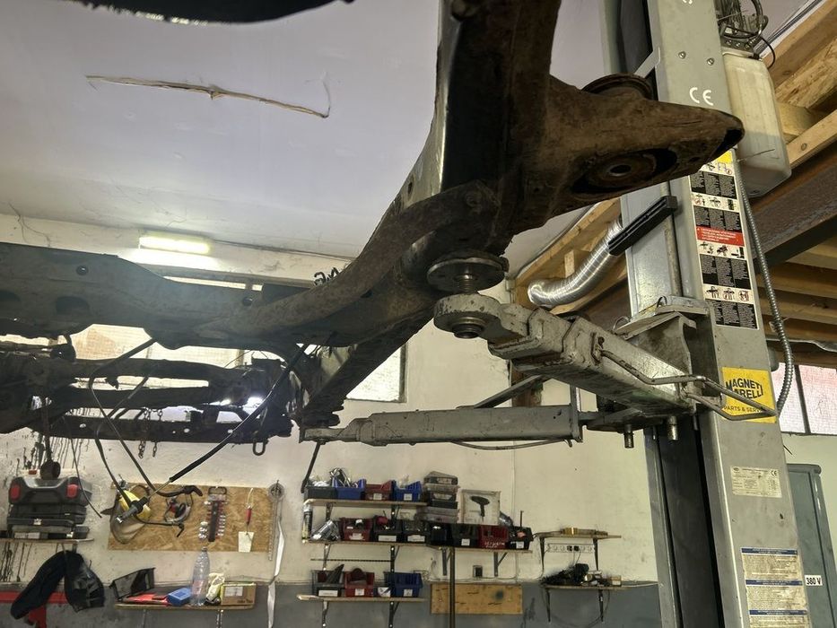 Sasiu Toyota Land Cruiser J12 3.0 D - 4D 2003 2002 - 2010 SUV (1305)