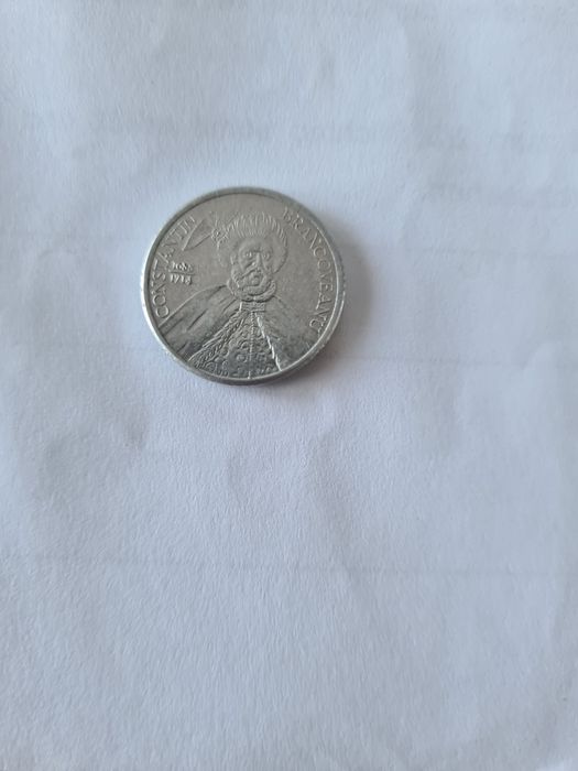 Vând  monede de 1000 lei din 2001 și  2002