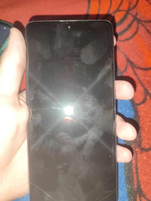 iPhone 7, Redmi 12, Samsung 51