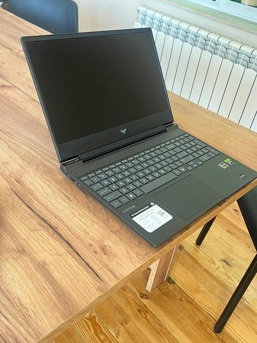 Hp Victus Gamin Laptop 15.6 / Ryzen 7 / Rtx 4050 6Gb