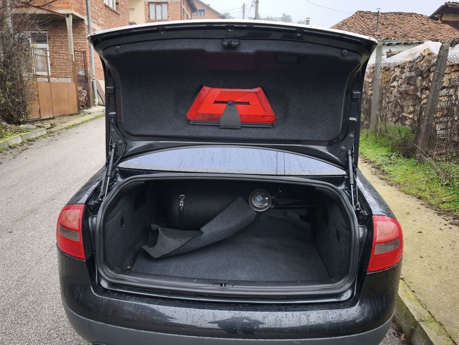 Audi A6 C5 2.8 192кс V6 на части