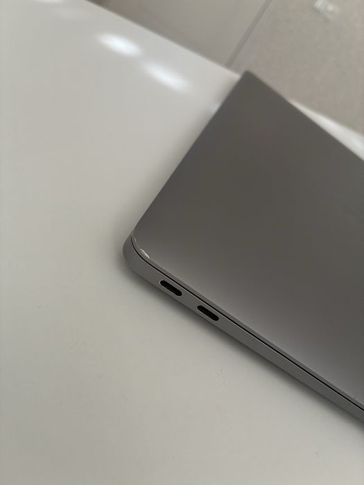 Macbook Air M1 (2020)