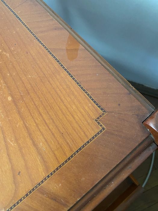 Măsuță din lemn masiv