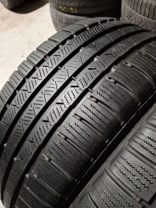 2 Anvelopele de iarnă 245 40 r18 Continental