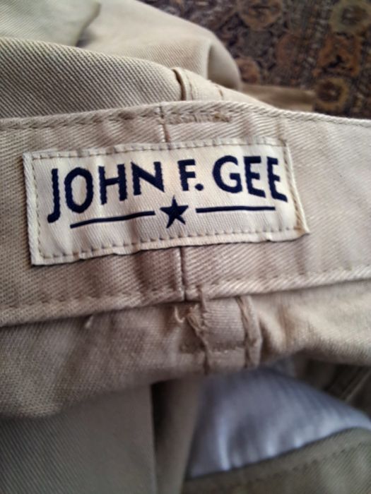 Големи дънки John F. Gee