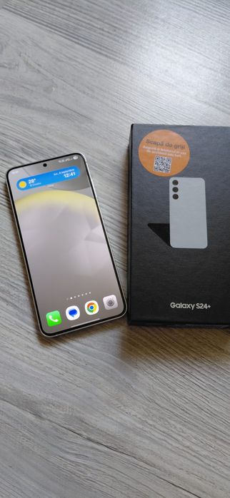 Samsung s24 plus grey