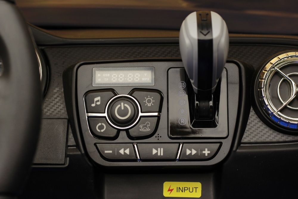 Masinuta electrică pentru 2 copii Mercedes X-Class #Blue