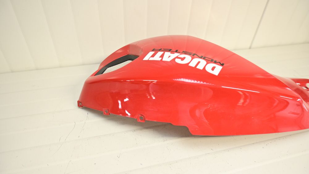 Ducati Monster 696 2008 2013 Carena dreapta rezervor benzina