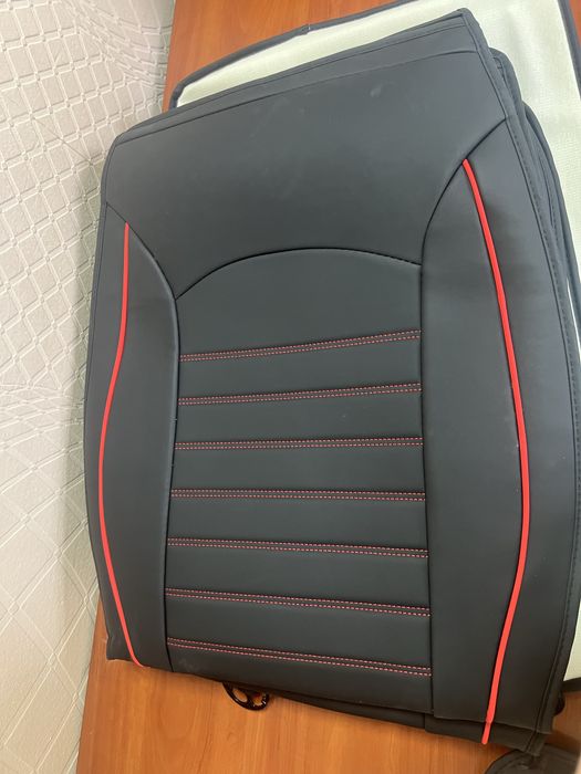 Продам авточехлы