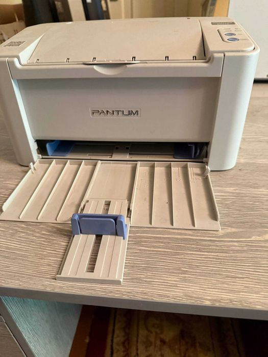 Принтер Pantum черно-белый