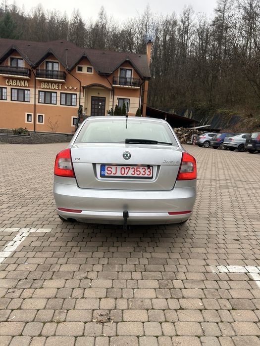 Vând skoda octavia limuzina,Rar facut recent