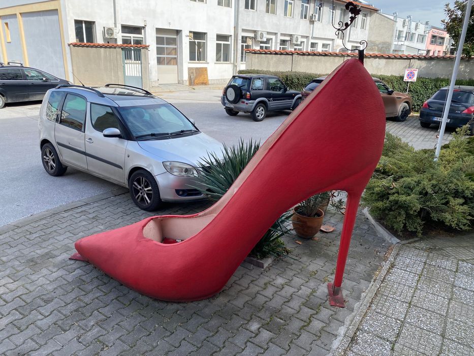 Статуя на обувка 2.30 м