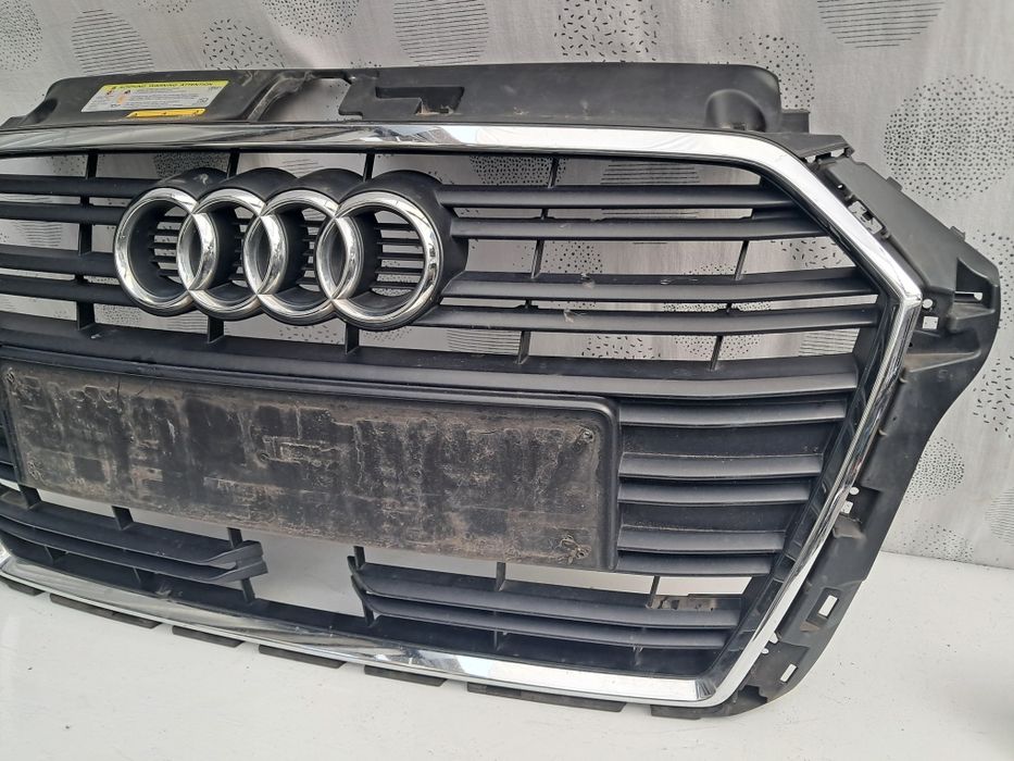Грил решетка Ауди А3 8V Audi A3 8V