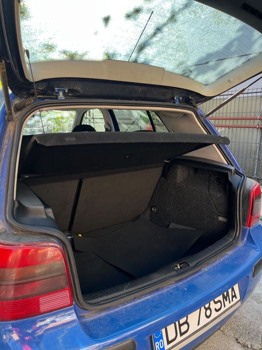 Vand Golf 4 1.4 Benzina