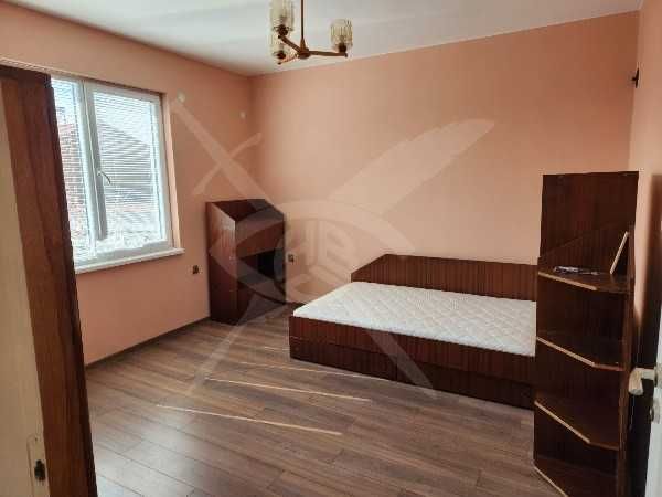 Дава се под наем Къща в с. Скутаре, Област Пловдив - 90 кв.м за 1000 € - Снимка #7