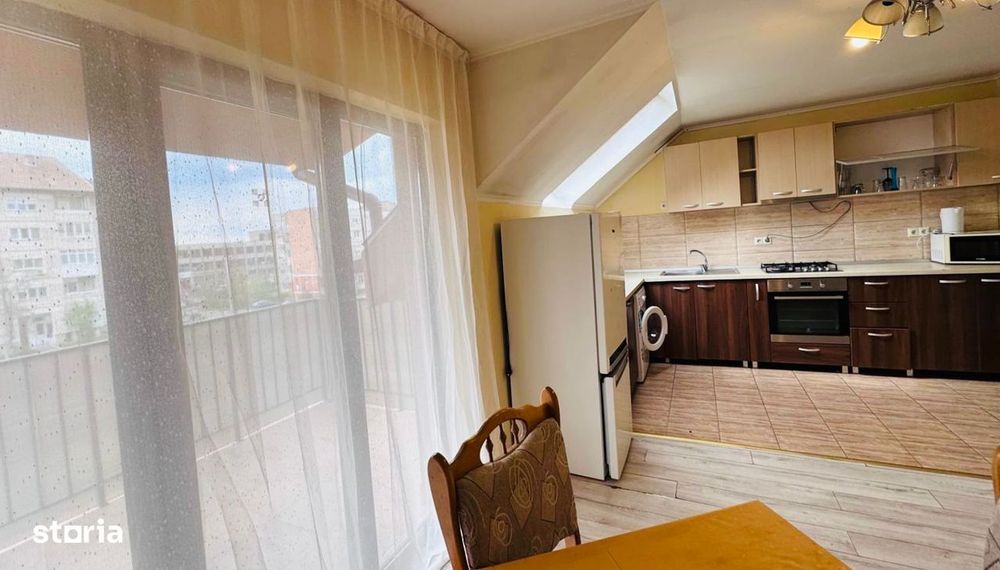 Apartament 3 cam de închiriat, cart. Rogerius