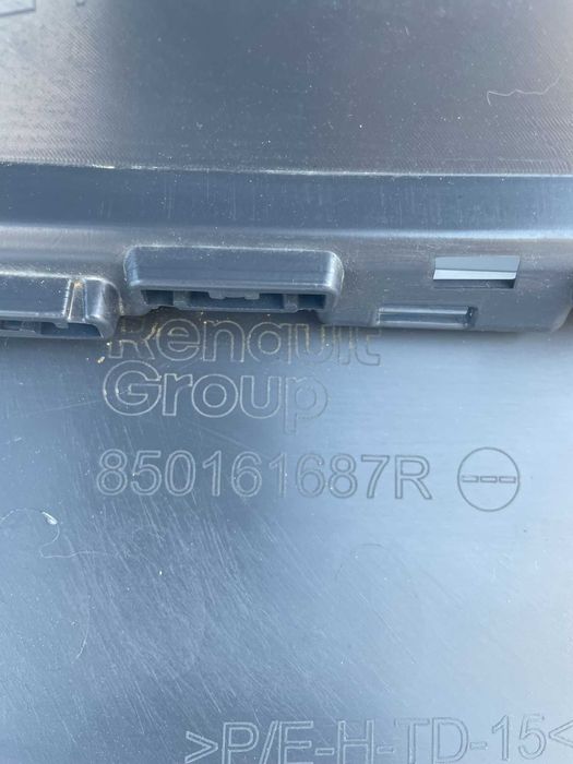 Colt bara flaps dreapta săpate Renault Symbioz nou original Renault