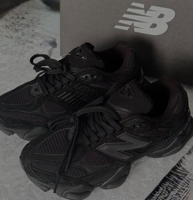 Adidași premium NB 9060