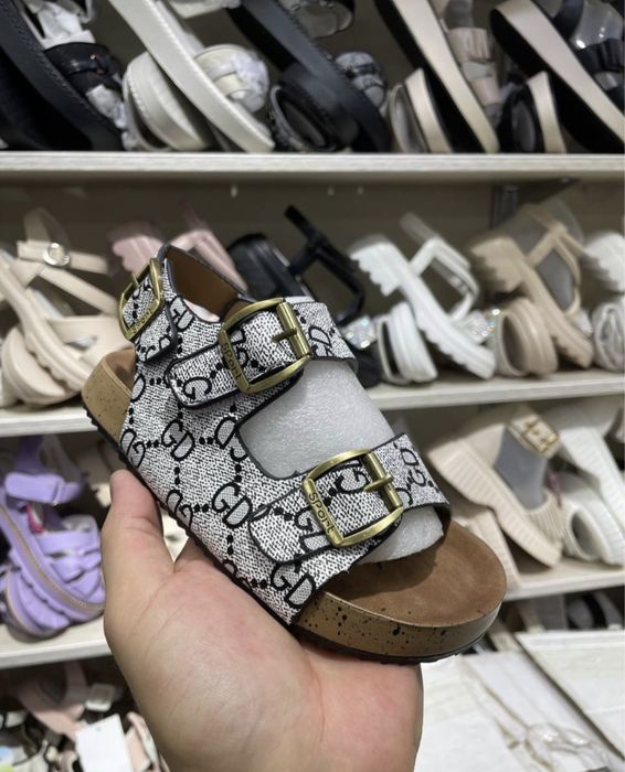 Сандали для мальчика и девочки