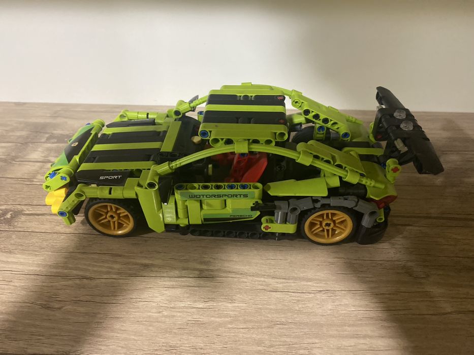 Машинка лего «porshe”
