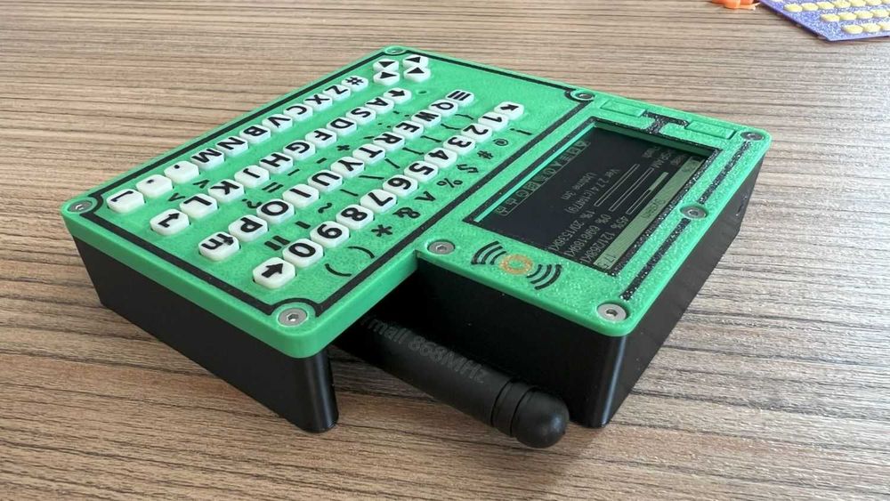 Comunicator LoRa cu Heltec T190 Meshtastic Off-Grid