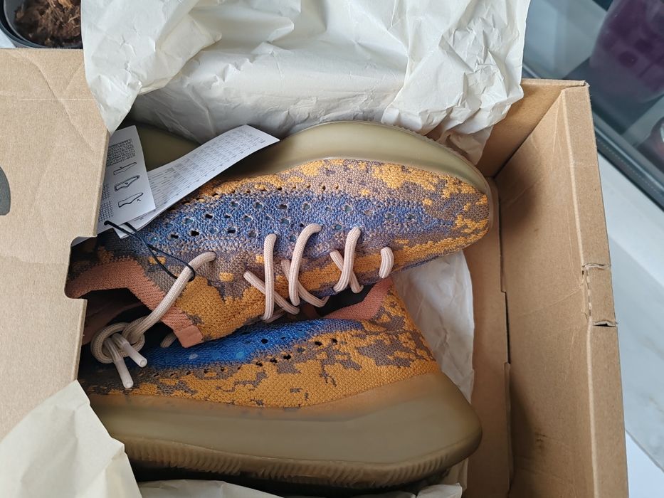 Adidași Yeezy 380 - 40.2/3 - 25.5 cm