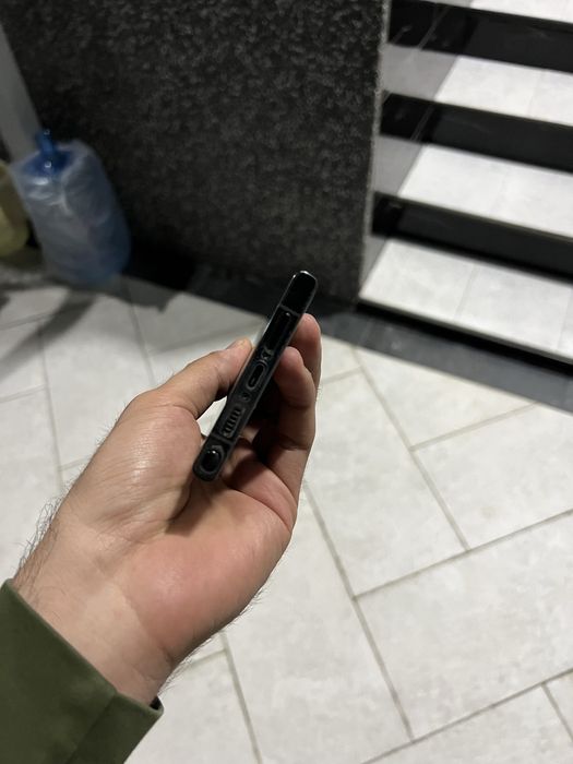 S23 ultra 12/256 sotiladi