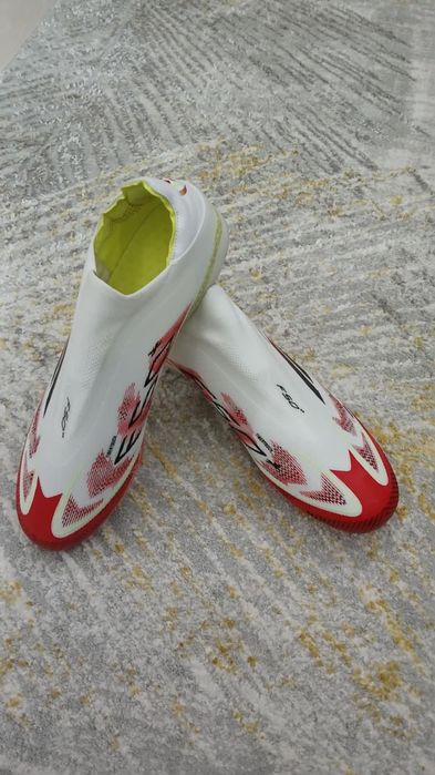 Продават се за връзка на телефония номер