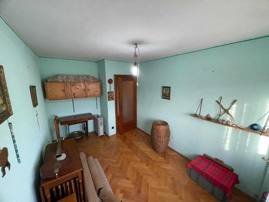 Vand apartament 2 camere decomandat cartier Traian