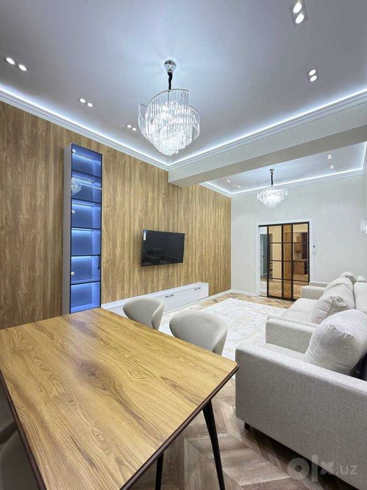 BRitish House  4 комнаты ЕВРО ремонт новый мебель + техника