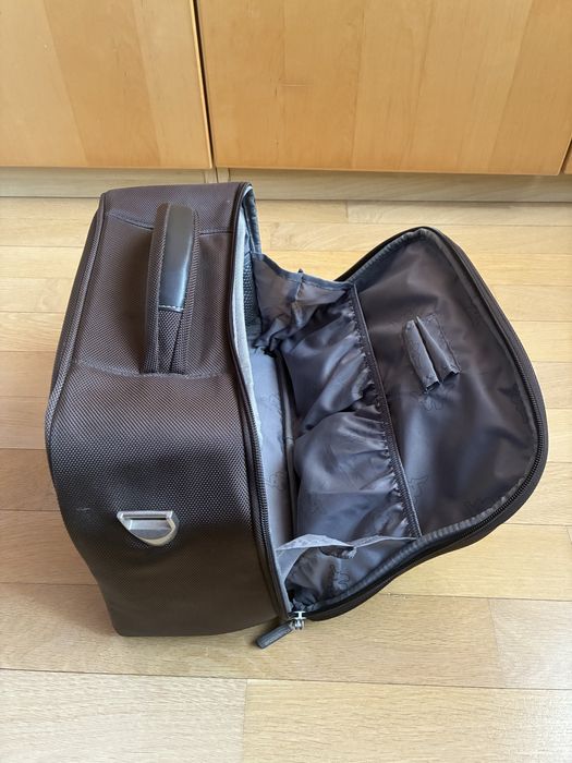 Geanta noua Kappa cosmetice