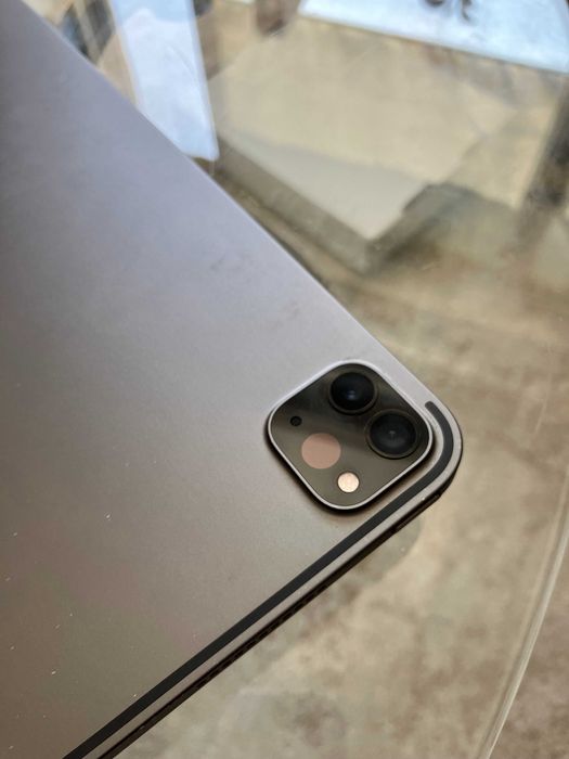 iPad Pro M1 12.9 WiFi (2021, 128ГБ)