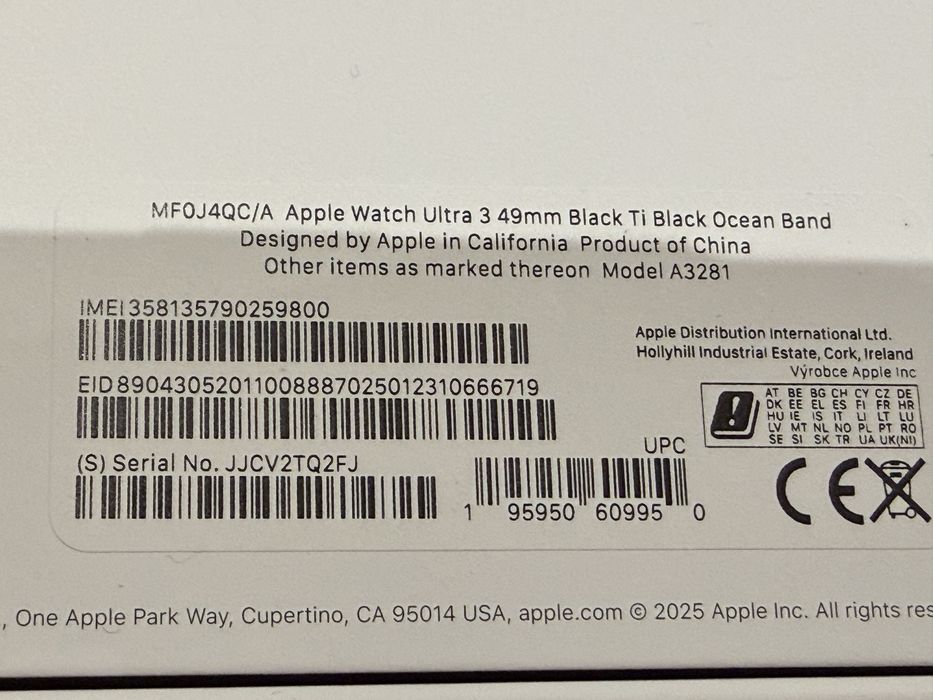 Apple Watch Ultra 3 49mm Black Ti Black Ocean Band