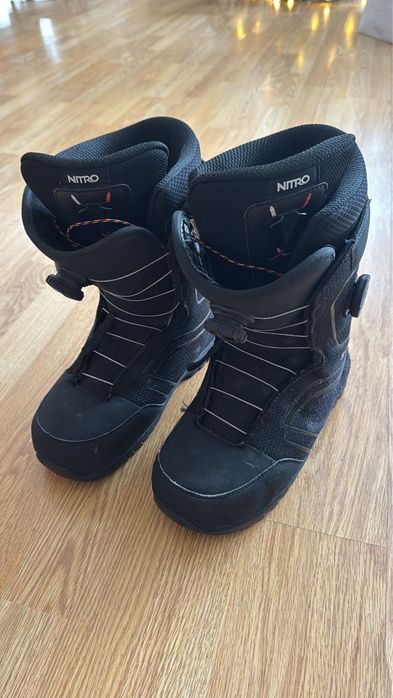 Boots de snowboard Nitro utilizati