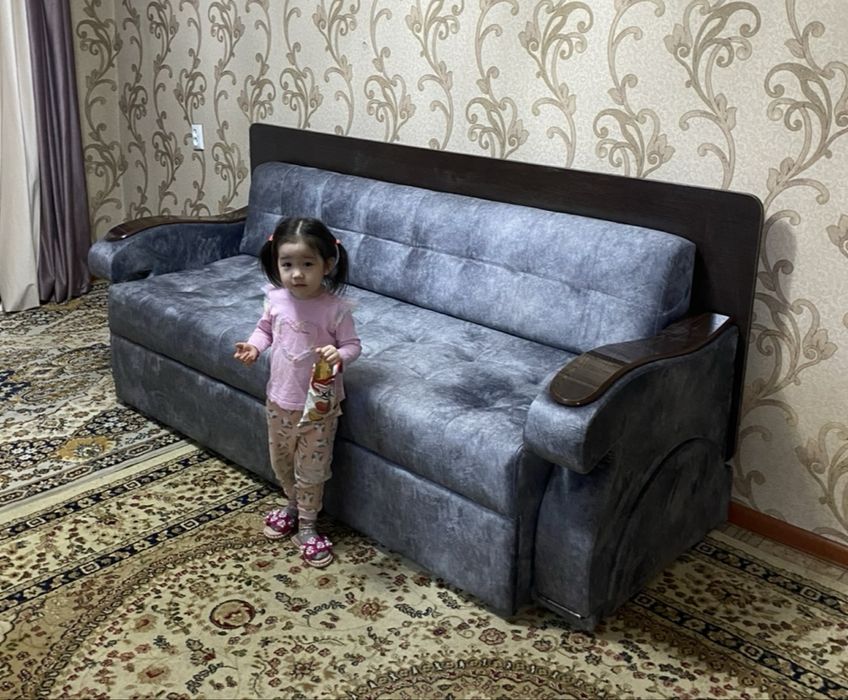 Продается диван 3/1