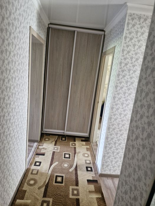Продам квартиру 3 комнатную