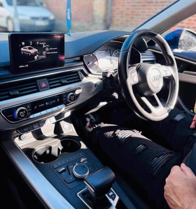 Audi a4 2.0 tdi an 2017