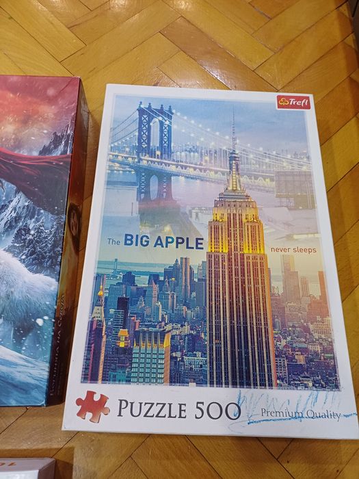 Продавам 4 броя  пъзели