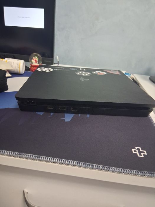 Ps4 2manete 12jocuri