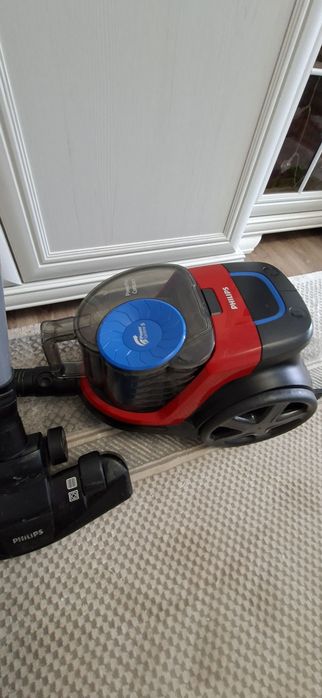 Aspirator Philips fara sac impecabil!