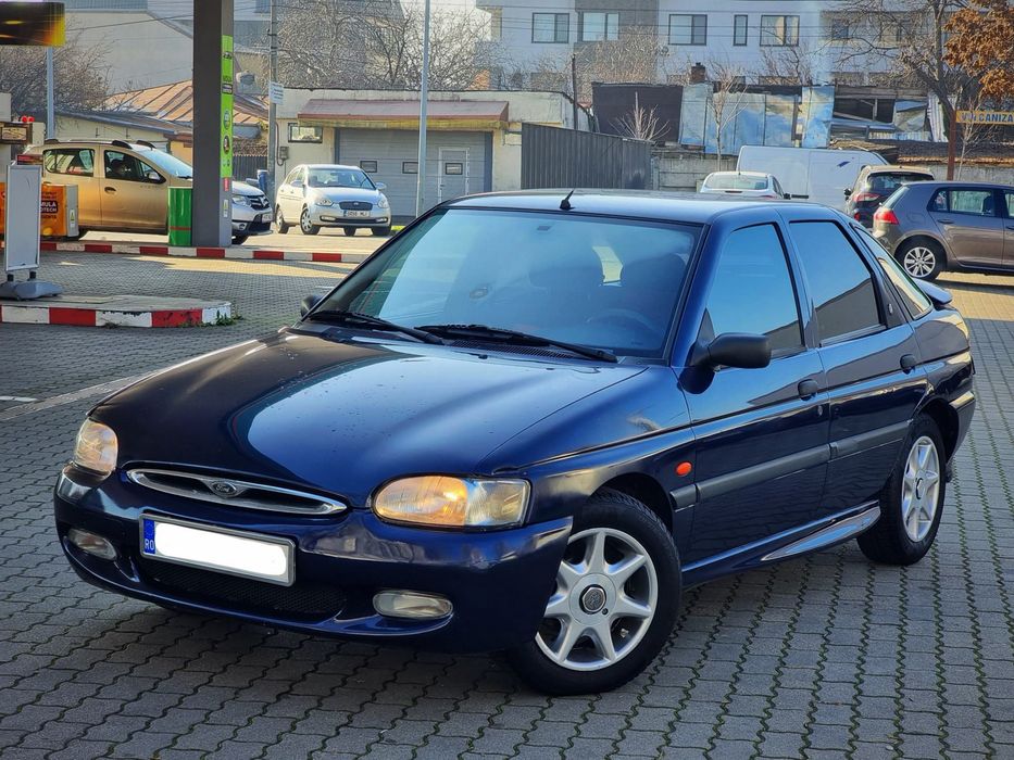 Parc Auto/Ford Escort/1.6 Benzina/90000km