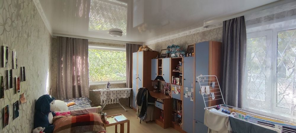 Продам 3 ком. на востоке 1
