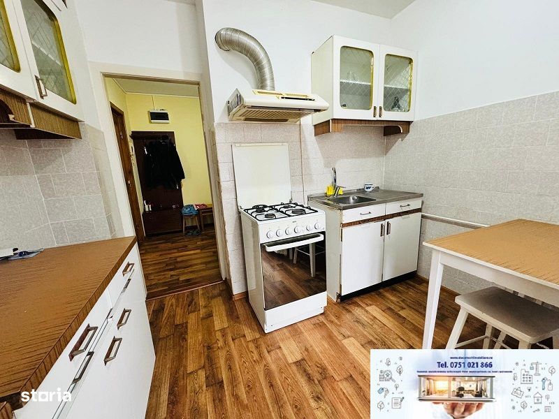 3 Camere, Piata Centrala!