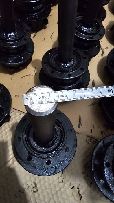 Vand  Butuci ARO cu rulmenti conici