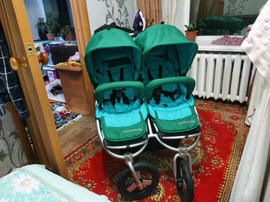 Коляска для двойни