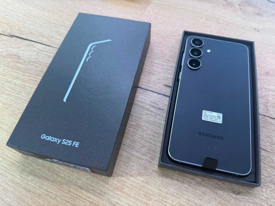 Samsung Galaxy S25 FE 5G 128GB Dual SIM Black Nou Garantie 24 luni