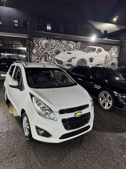 Spark 2022 4 poz sotiladi